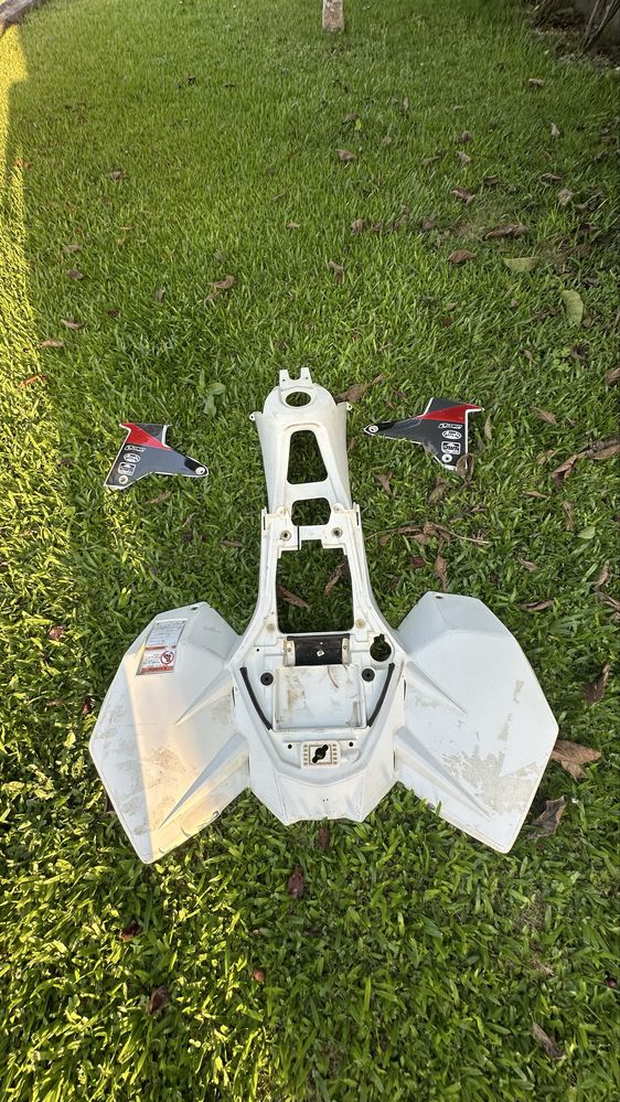 Plasticos suzuki ltr 450
