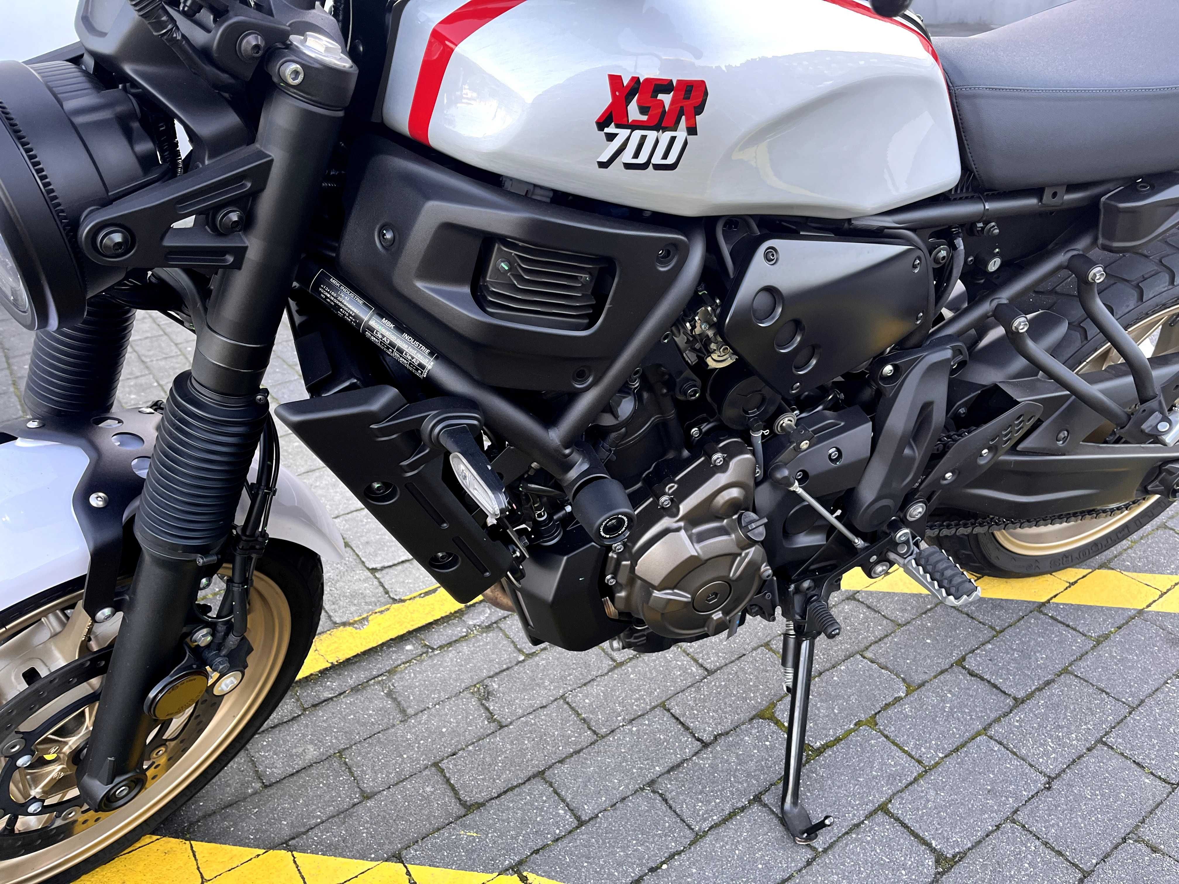 Xsr700 xtribute como nova