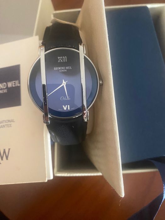 Relógio Raymond Weil novo
