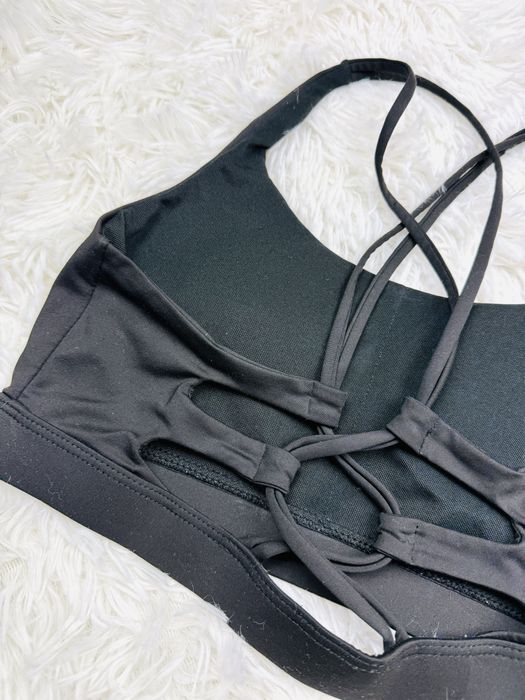 Biustonosz sportowy wypełnienie S 36 czarny