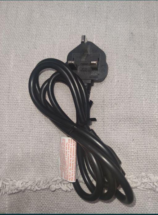 Кабель сетевой NF-USE 1353 HO5VV-F 3G 0,75мм евровилкой с предохранит