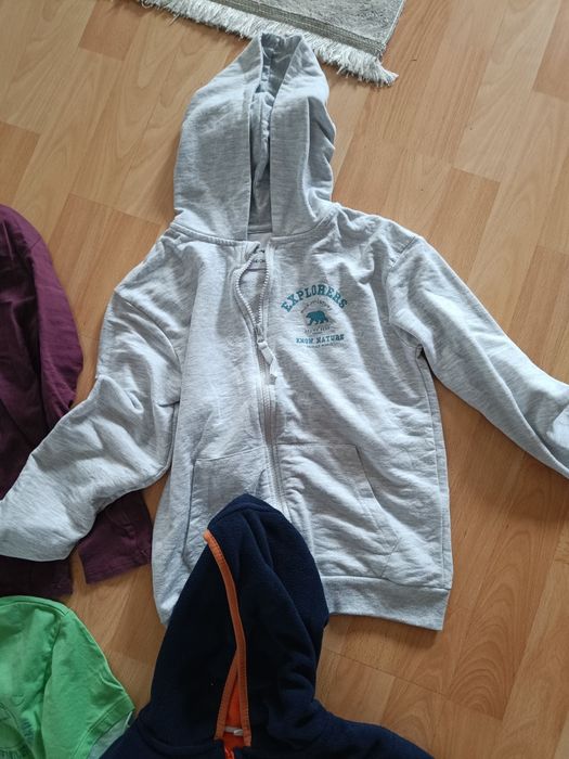 Zestaw ubrań dobre na rozmiar 140/146 chłopiec