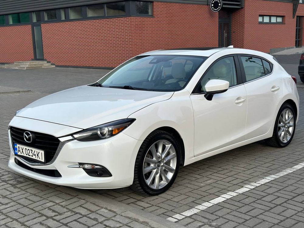 Mazda 3 2017 року