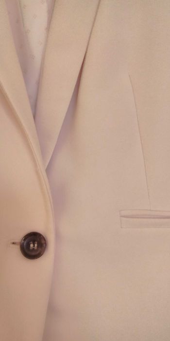 Marynarka damska Bershka do pracy na imprezę blady róż, S (36)