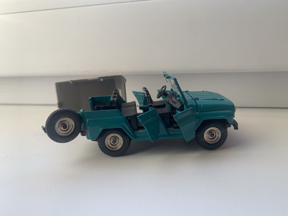 Модель УАЗ-469 СССР в маштабі 1:43