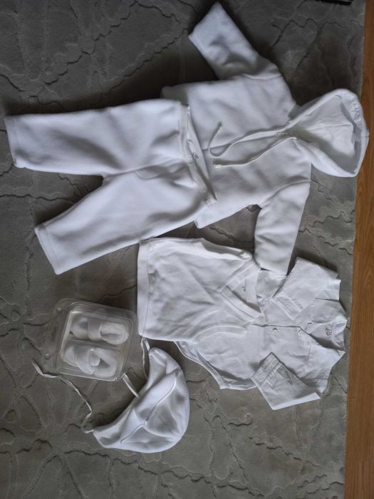 Ubranko do chrztu rozmiar 74