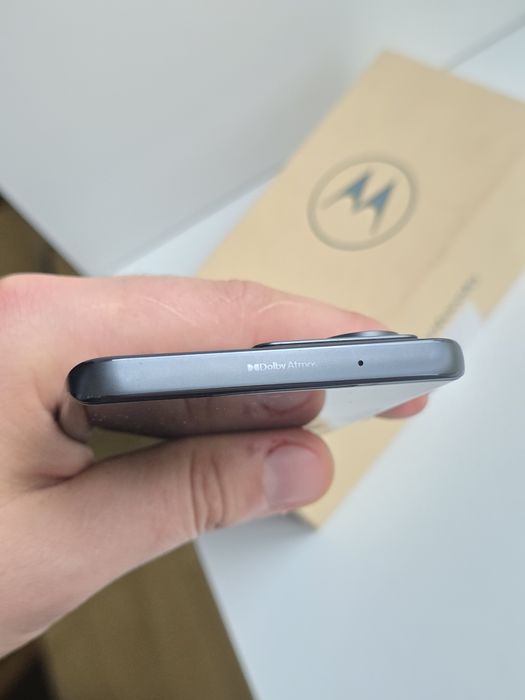 Motorola edge 40 neo 5G 12/256 gb ідеальний стан