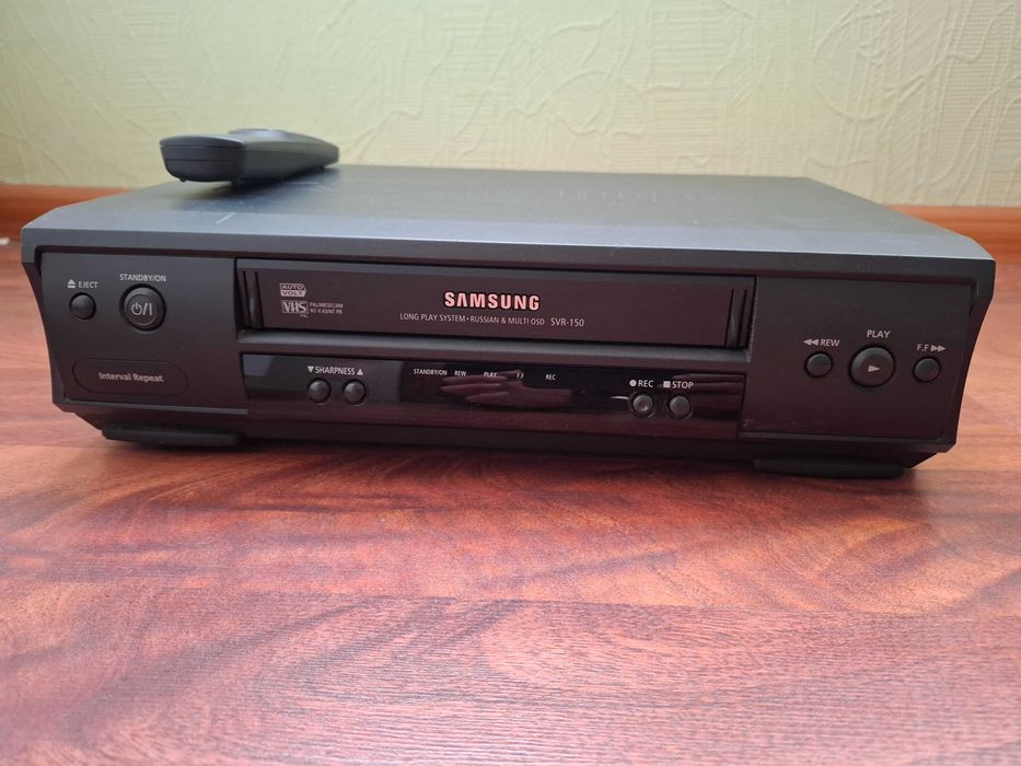 Відеомагнітофон SAMSUNG SVR - 150