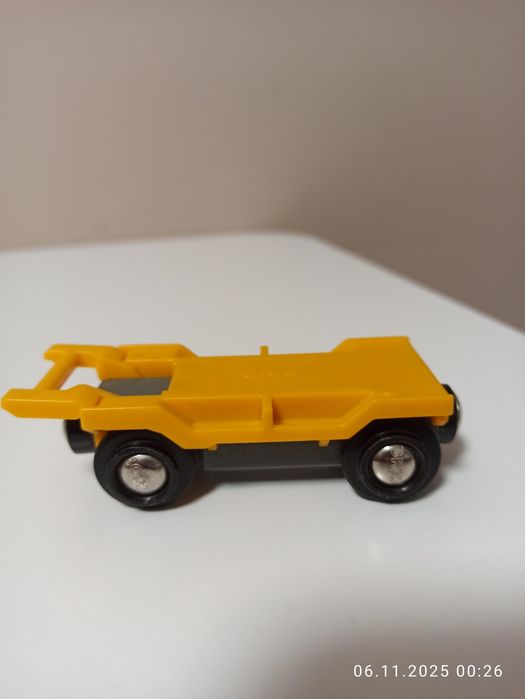 Вагончики вагони  brio до дерев'яної залізниці