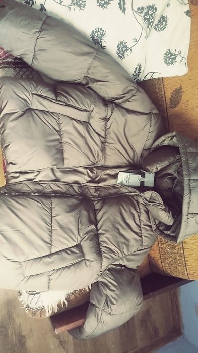 Nowa kurtka puffer H&M w rozmiarze XXL, nie noszona, z metką.
