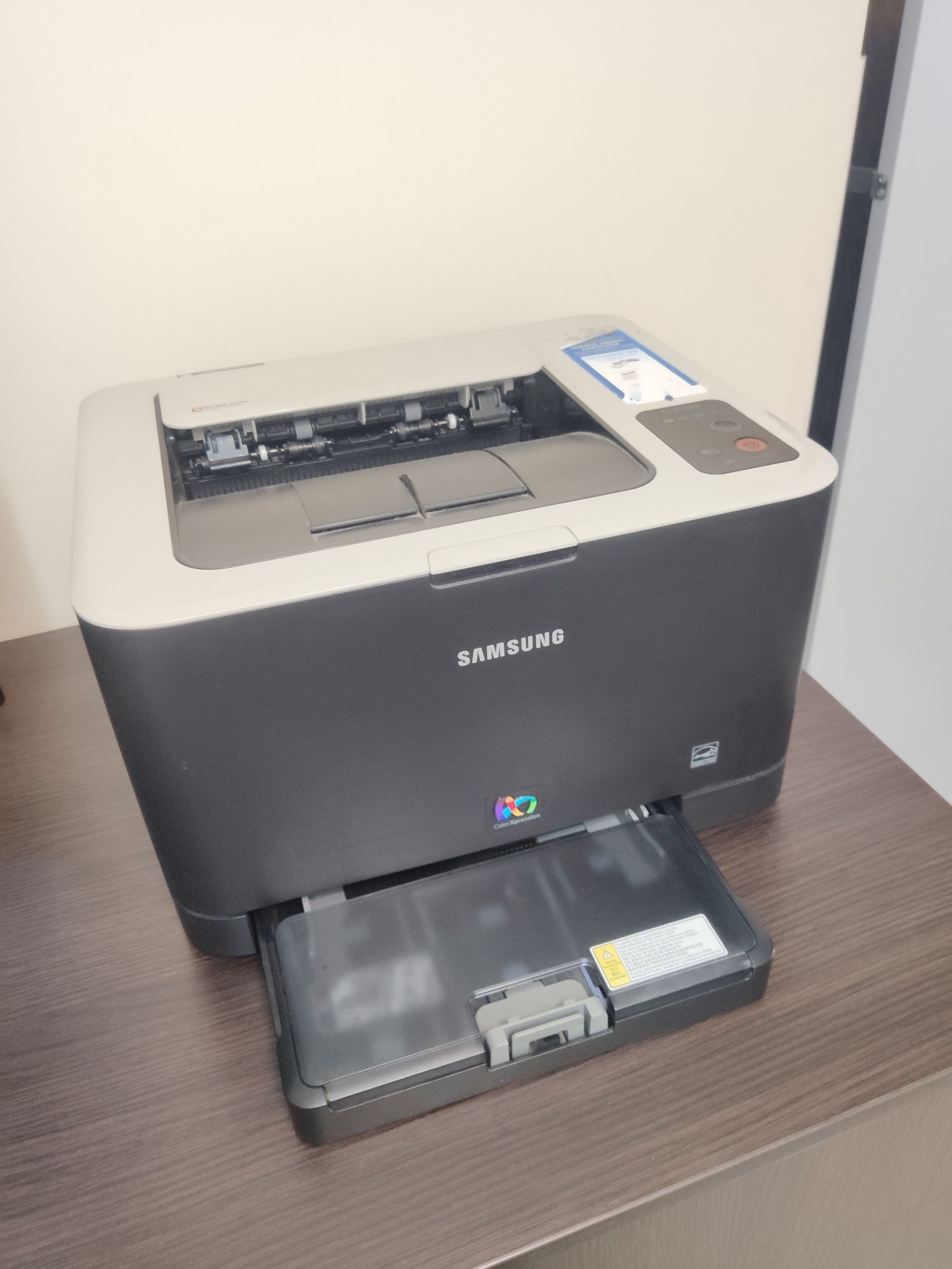 Лазерний кольоровий принтер Samsung CLP-325