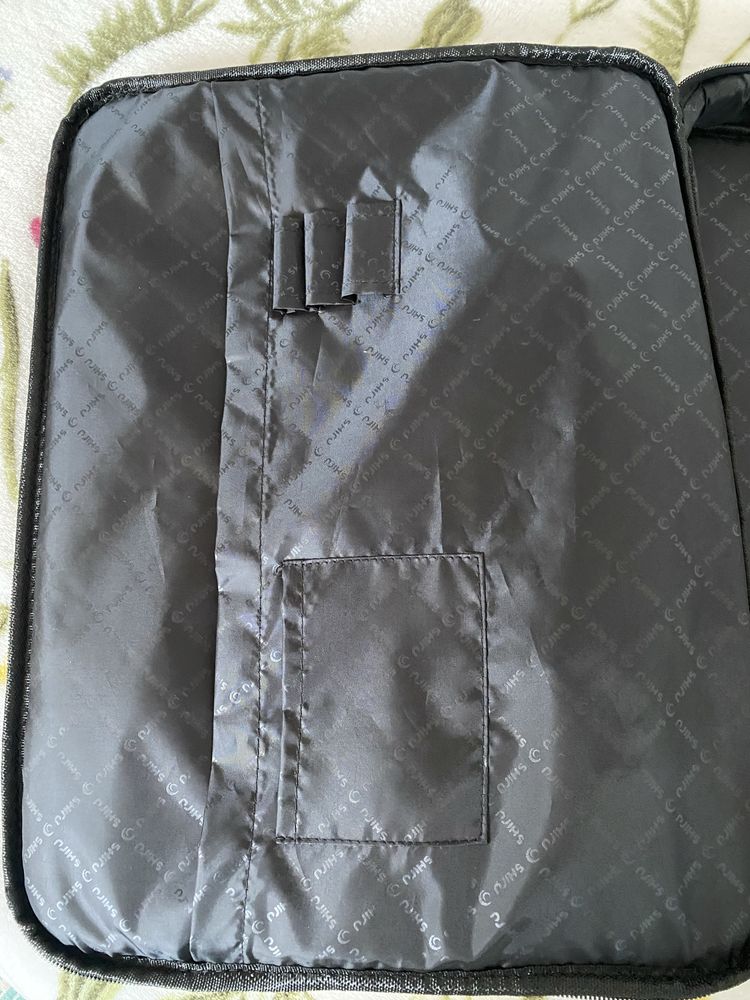 Czarna torba teczka na laptopa 45 x 34