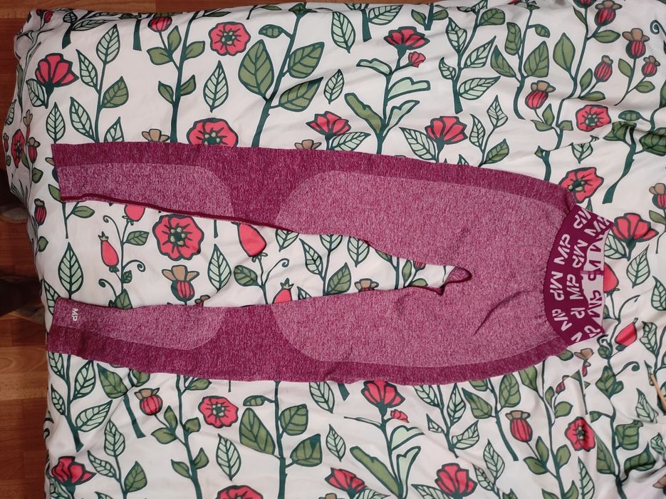 Тренувальні спортивні жіночі легінси бренду MP