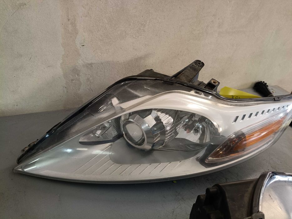 Lampa lampy ford mondeo mk4 xenon 2009r
