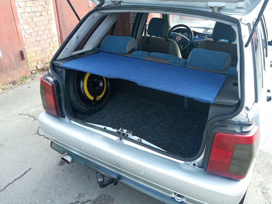 Надійний і зручний автомобіль Фіат Тіпо -