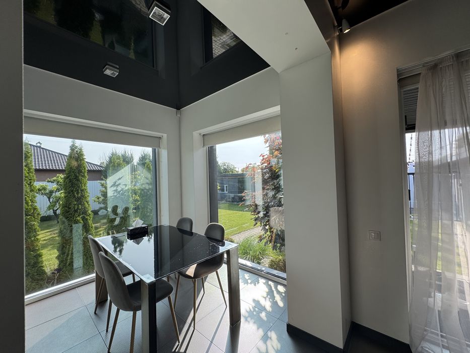 Будинок з ремонтом в стилі Хай-Тек!Мінімальне оформлення!Газ!Телефонуй