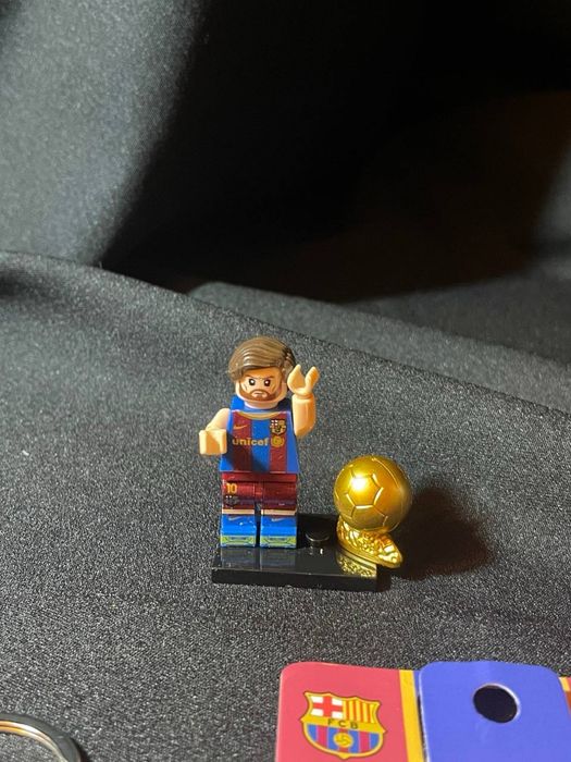 Zestaw Messi – Minifigurka + Brelok Barca + FIFA Karta | Nowe