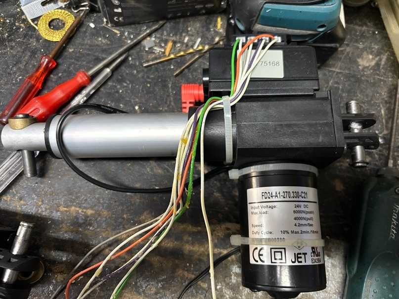 Motor cama articulada