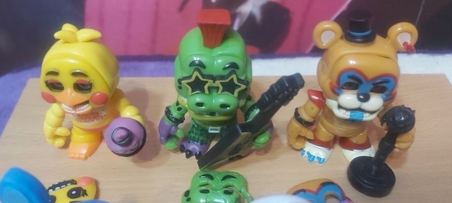 Małe figurki FNAF five nights at freddy's 9 sztuk