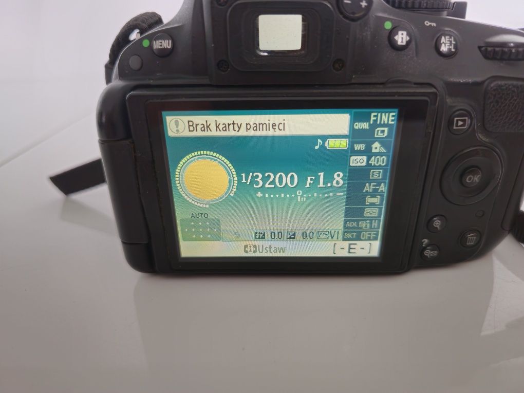 Aparat fotograficzny Nikon D5100, 2 objektywy