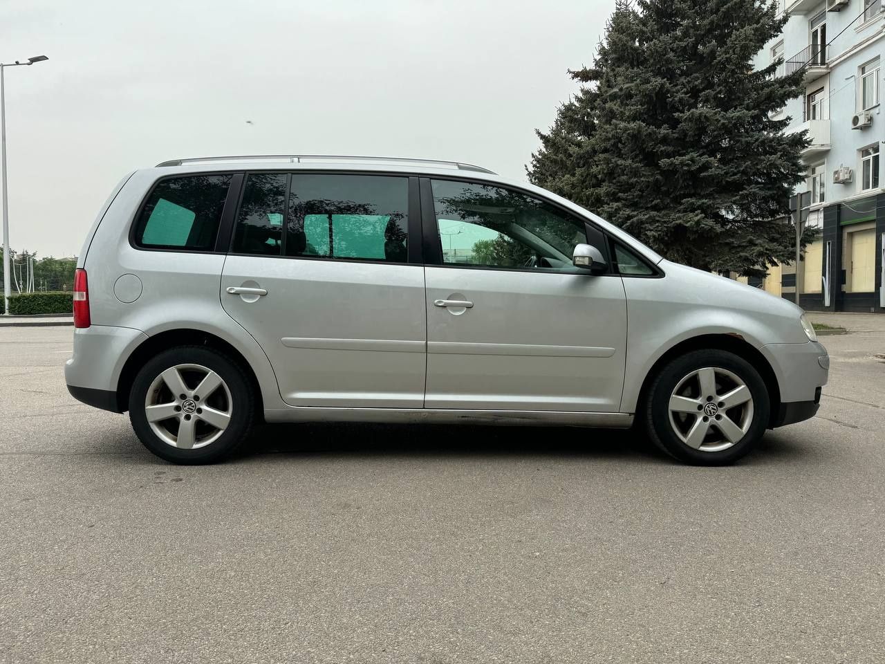 Volkswagen touran 2.0 дизель