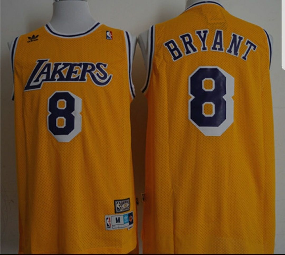 Camisola NBA dos LA Lakers, do lendário jogador Kobe Bryant