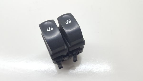 Comando / botão / interruptor vidros frente esquerdo RENAULT Twingo II
