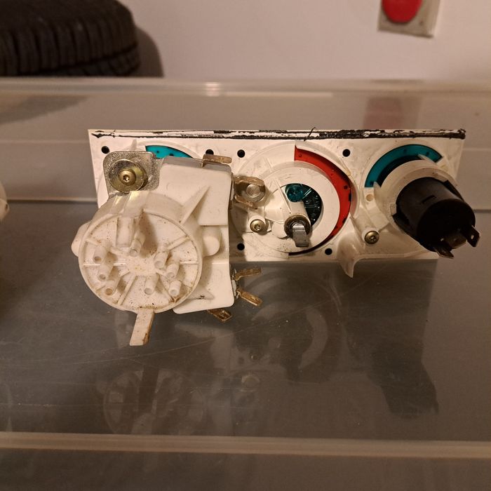 regulator dmuchawy ogrzewania wiatraka nawiewu Saab 900 Krokodyl