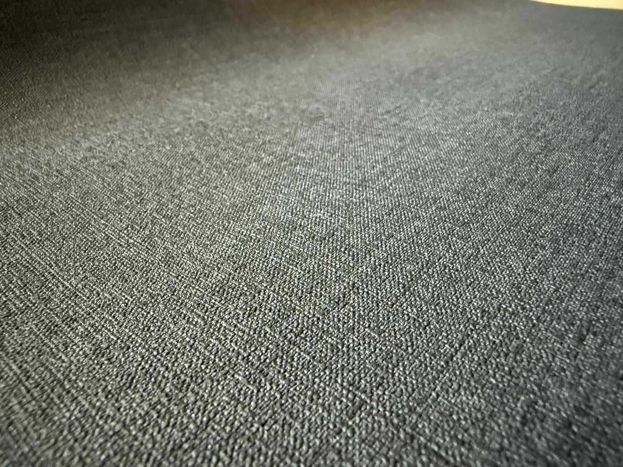 Elegancka czarna strukturalna tapeta