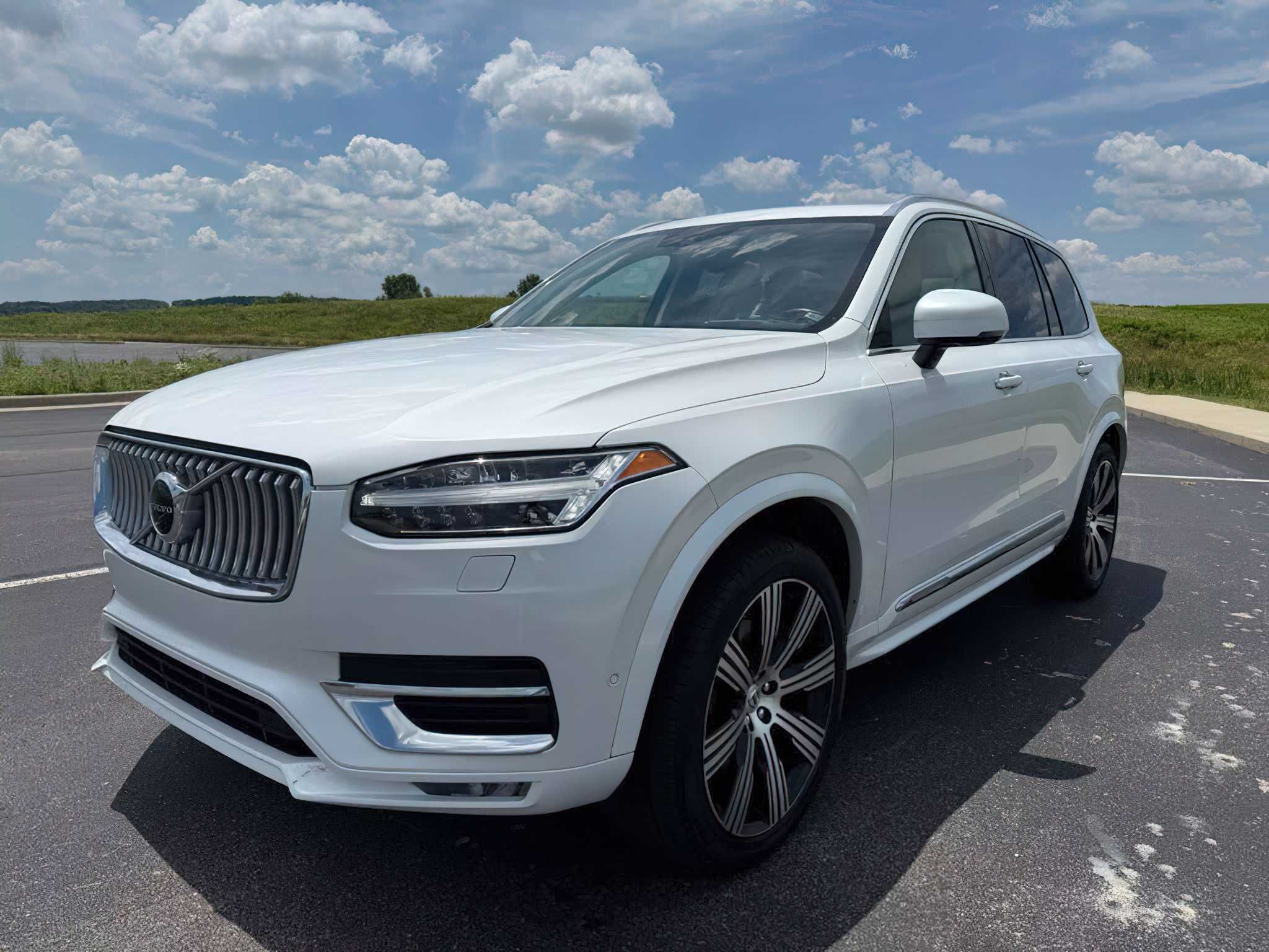 Volvo XC90   2020