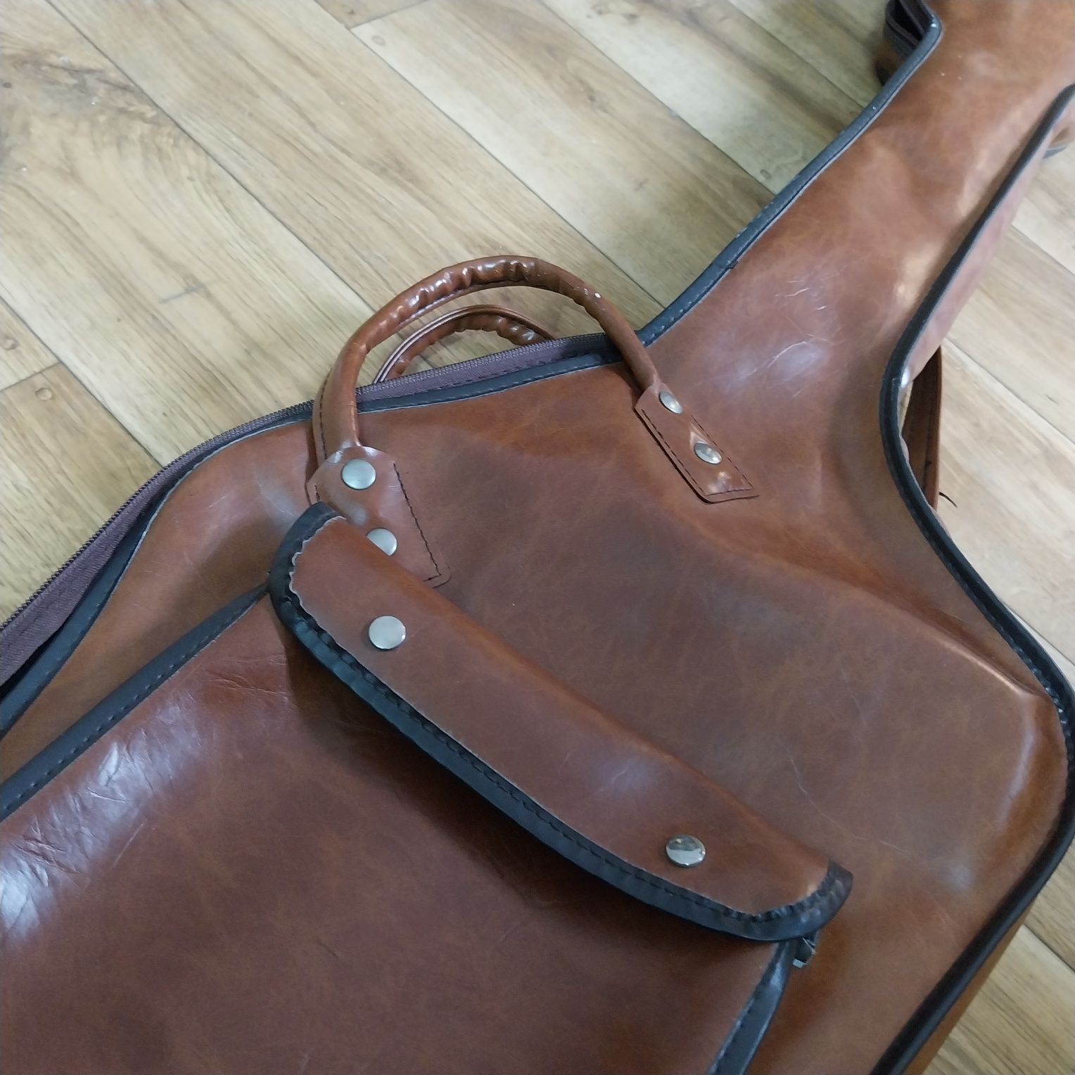 Skórzany Thunderbird pokrowiec na gitarę basową basowy japan vintage