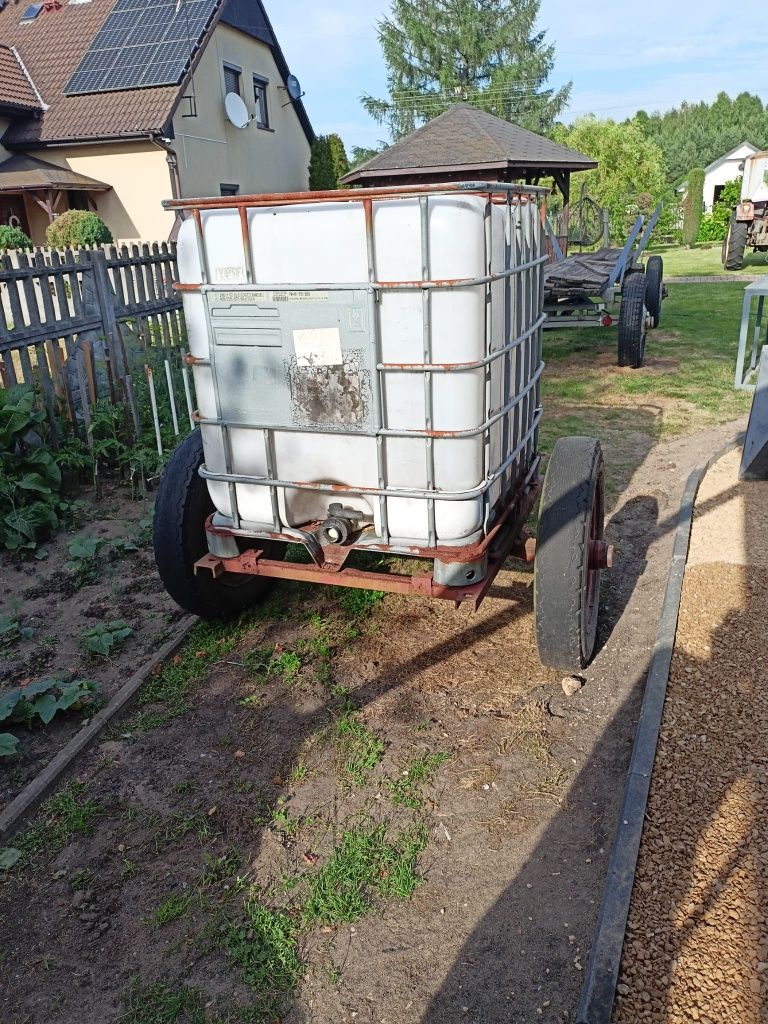 Mauzer 1000l z wózkiem