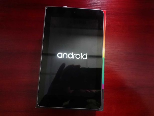 Планшет ASUS Nexus 7 на Android 7