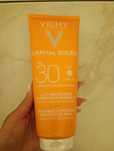 Mleczko ochronne do opalania Vichy Capital Soleil SPF 30 + kosmetyczka