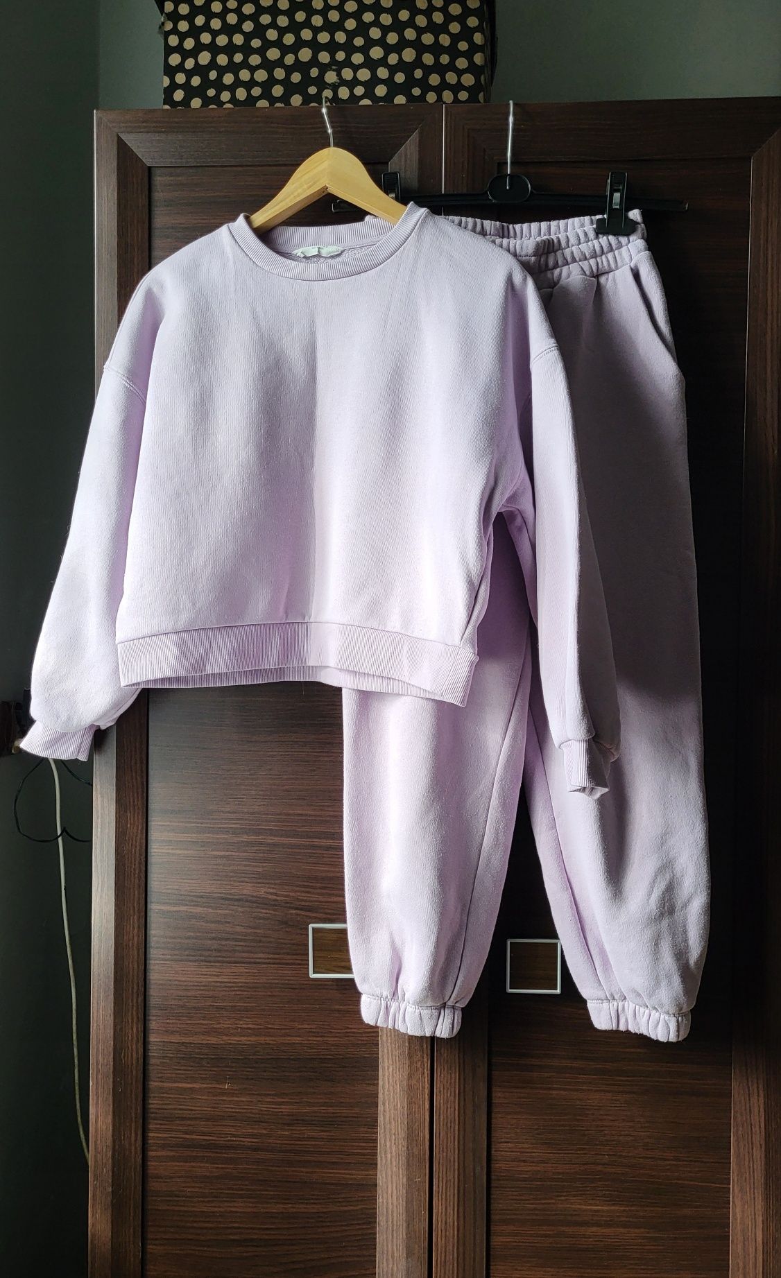 Liliowy dres Reserved