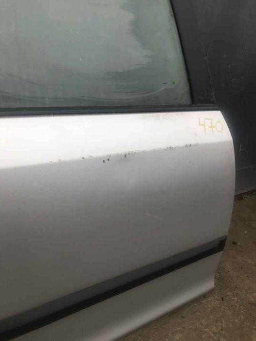 Honda Civic 7 00-06 х/б 5d двері зад R в зборі DR0470 67510S6DE02ZZ