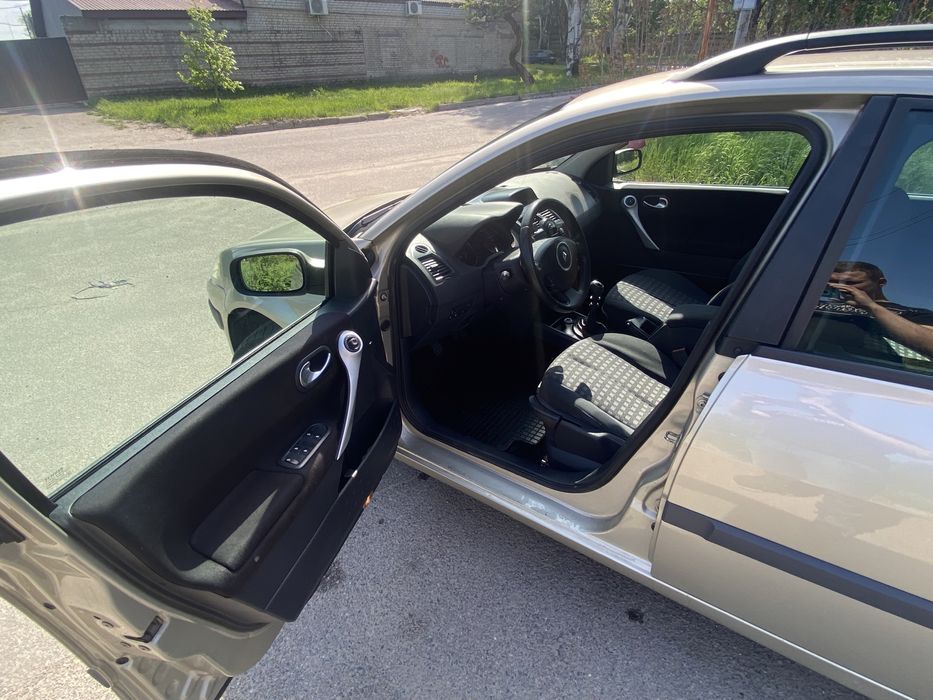Renault Megane 2   2006г 1.5dci 6ст Некрашен Обслужен