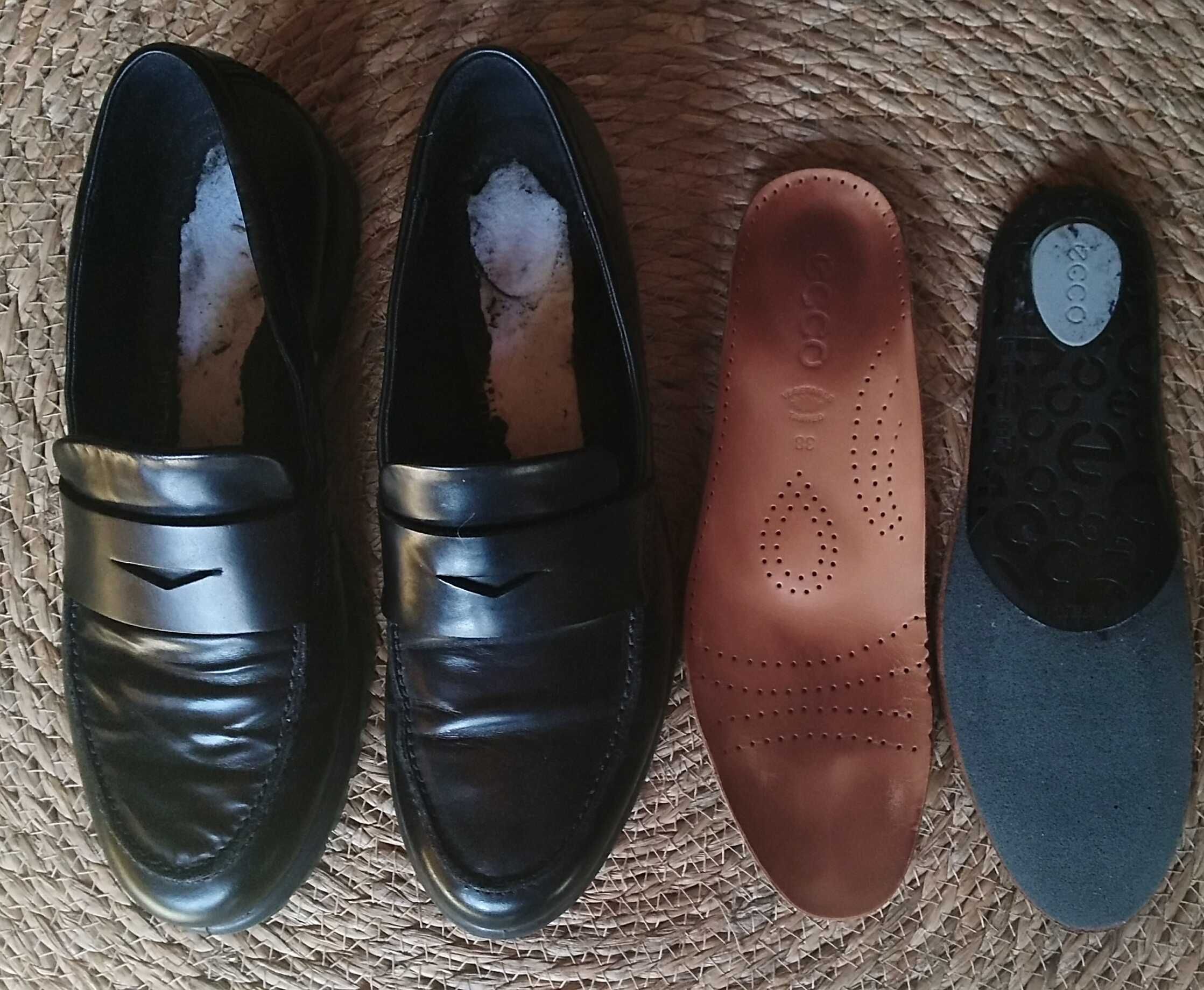 ECCO  Tray Tech czarne damskie mokasyny loafersy skóra r.38