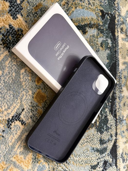 Apple Leather Case INK MPPC3ZM/A oryg. skórzane etui na iPhone 14+