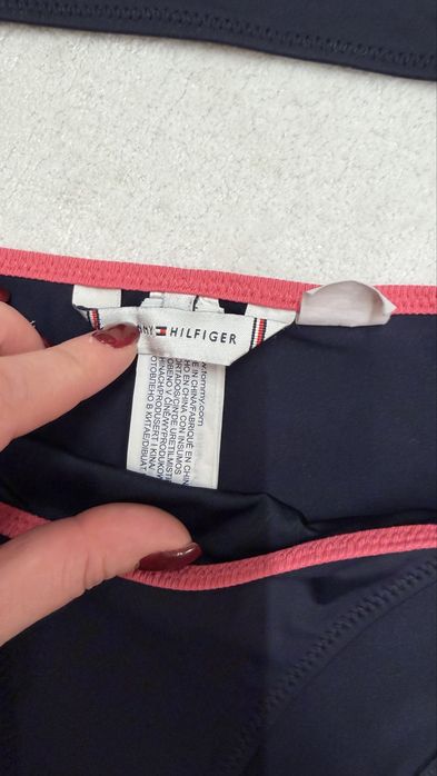 Tommy hilfiger stroj kapielowy 128/140 8-10l grsnatowy basen