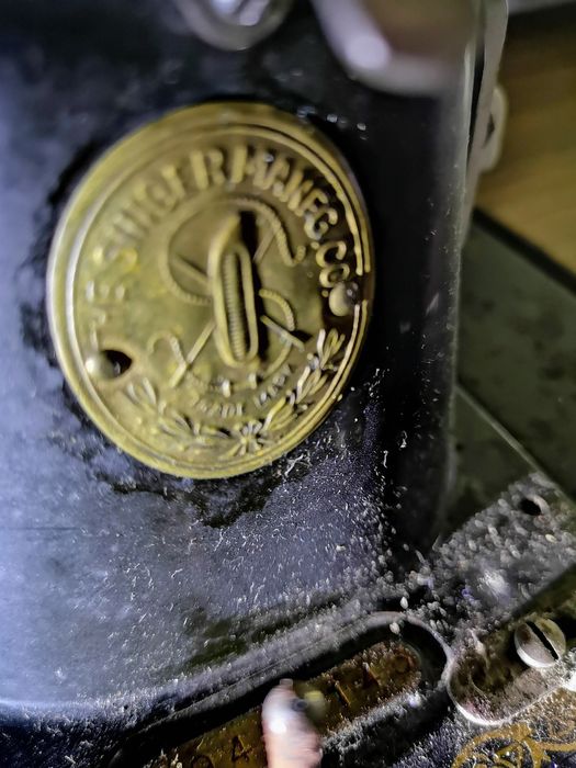 Máquina costura Singer