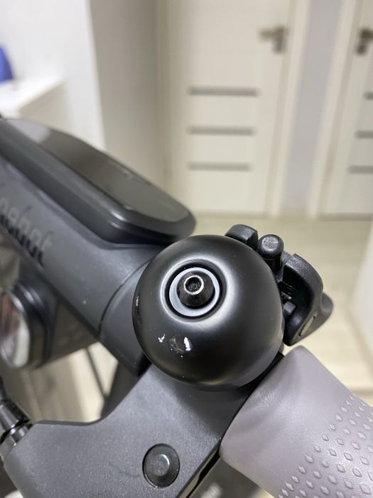 електросамокат Ninebot E2 E