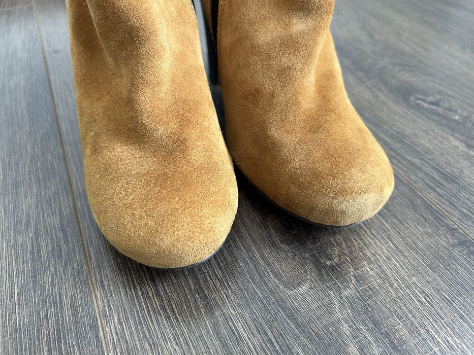 Замшеві жіночі ботінки Belali