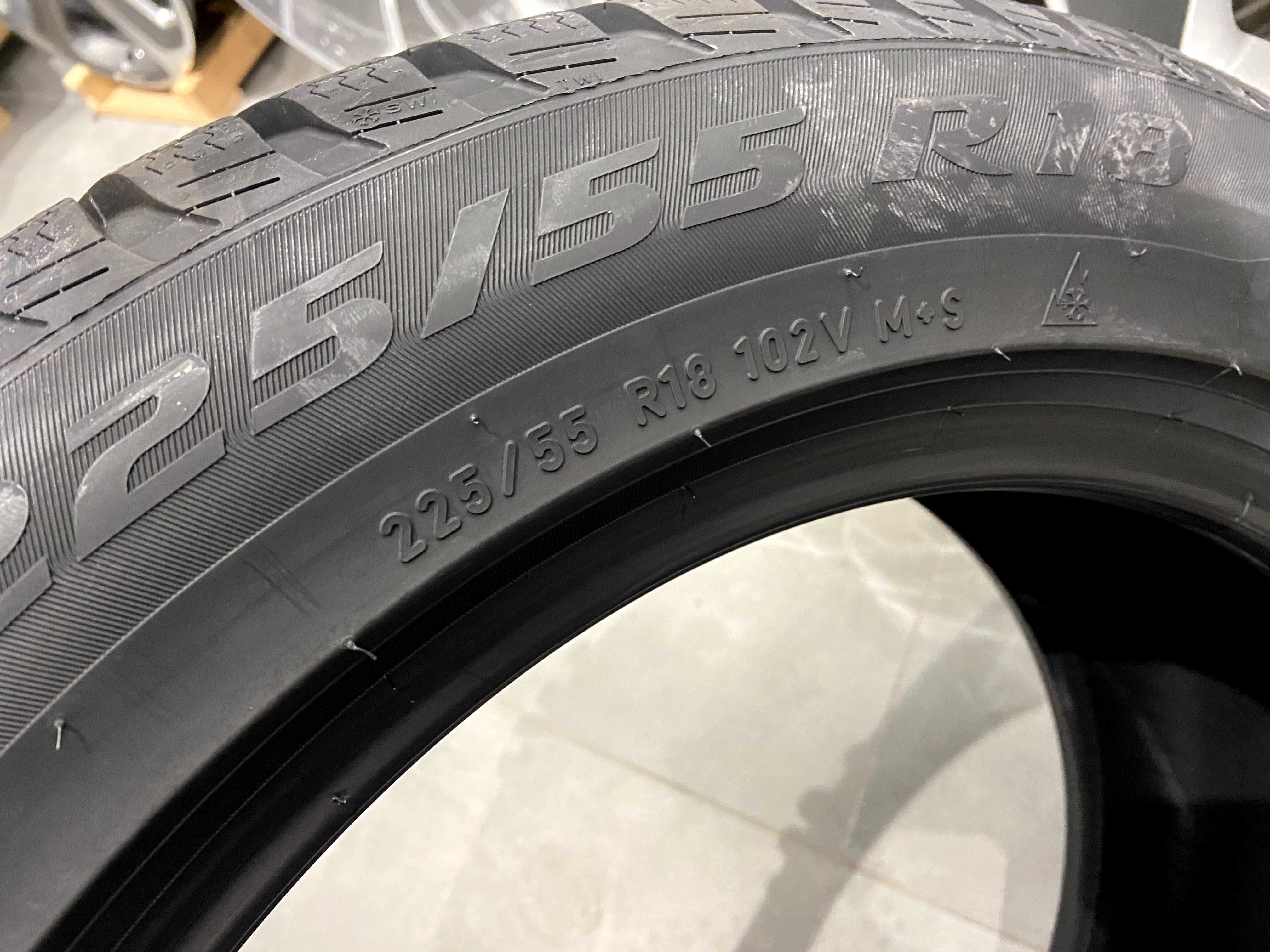 225/55R18 Pirelli SottoZero 3 102V A0 zimowe 2021r.