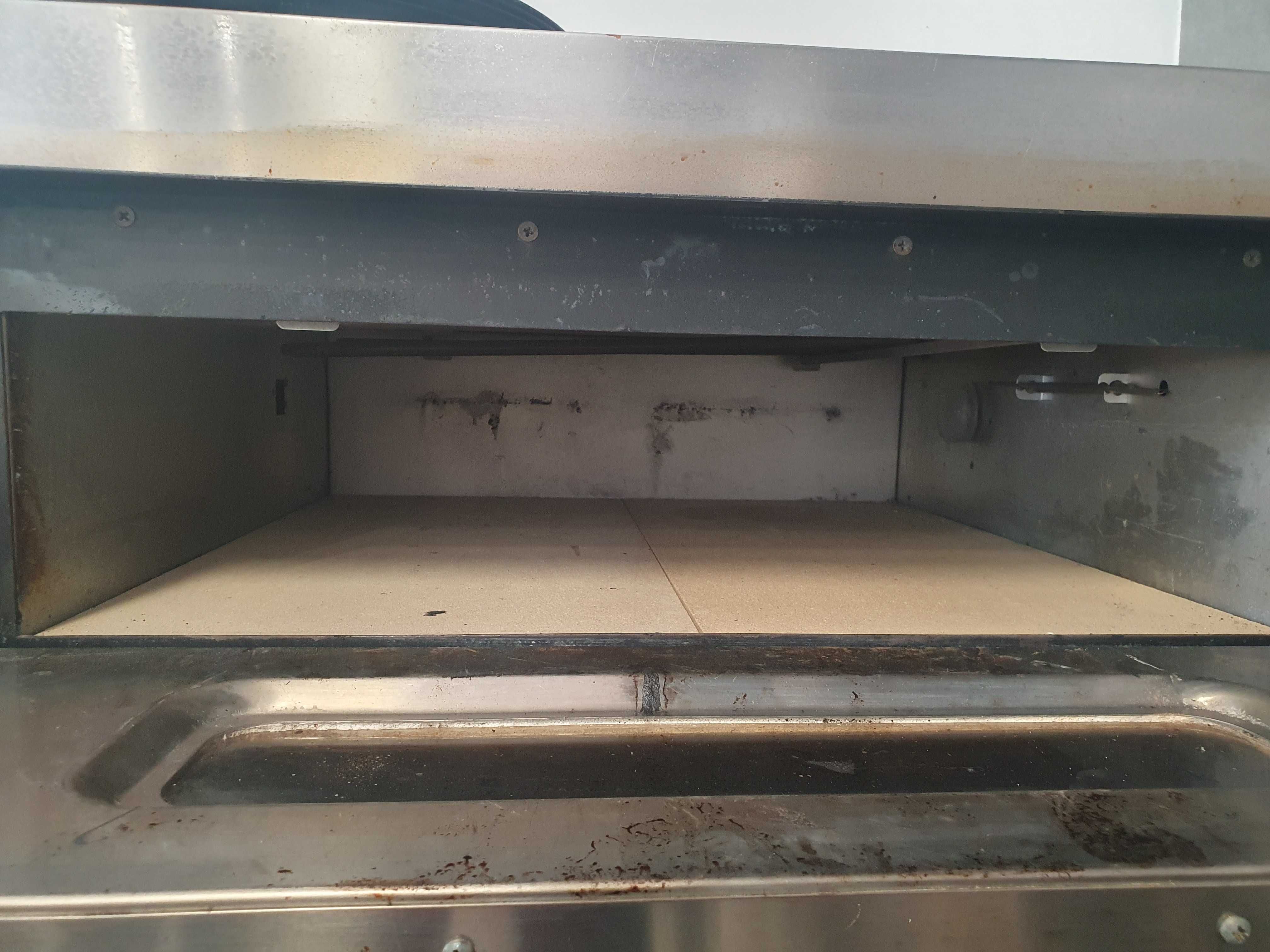 Piec do pizzy GGF Italy X4/30, z podstawą INOX
