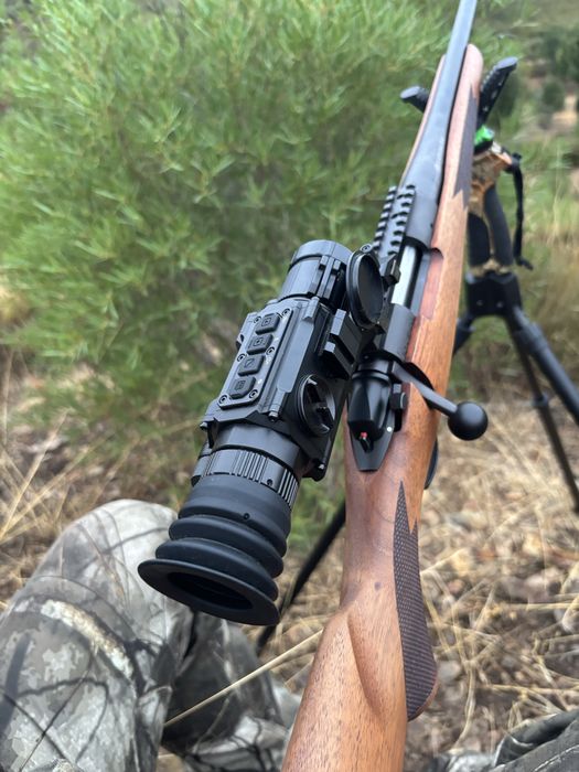 Mira noturna Pard nv008s