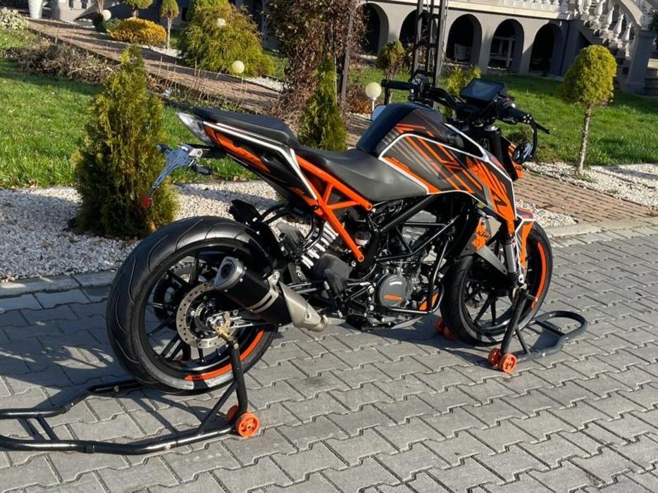 KTM Duke 125 ABS 15.000km Mega Utrzymany 2021r LED Oryginał  kat.B A1