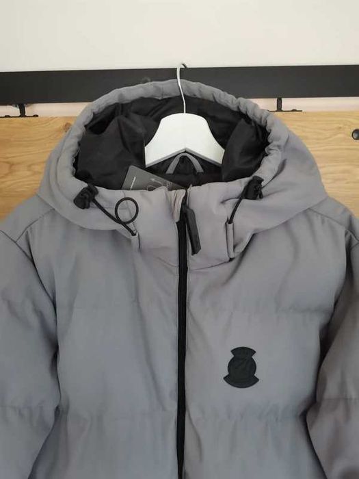 Jak nowy szary pikowany długi płaszcz, zimowy, rozm.M/L/XL