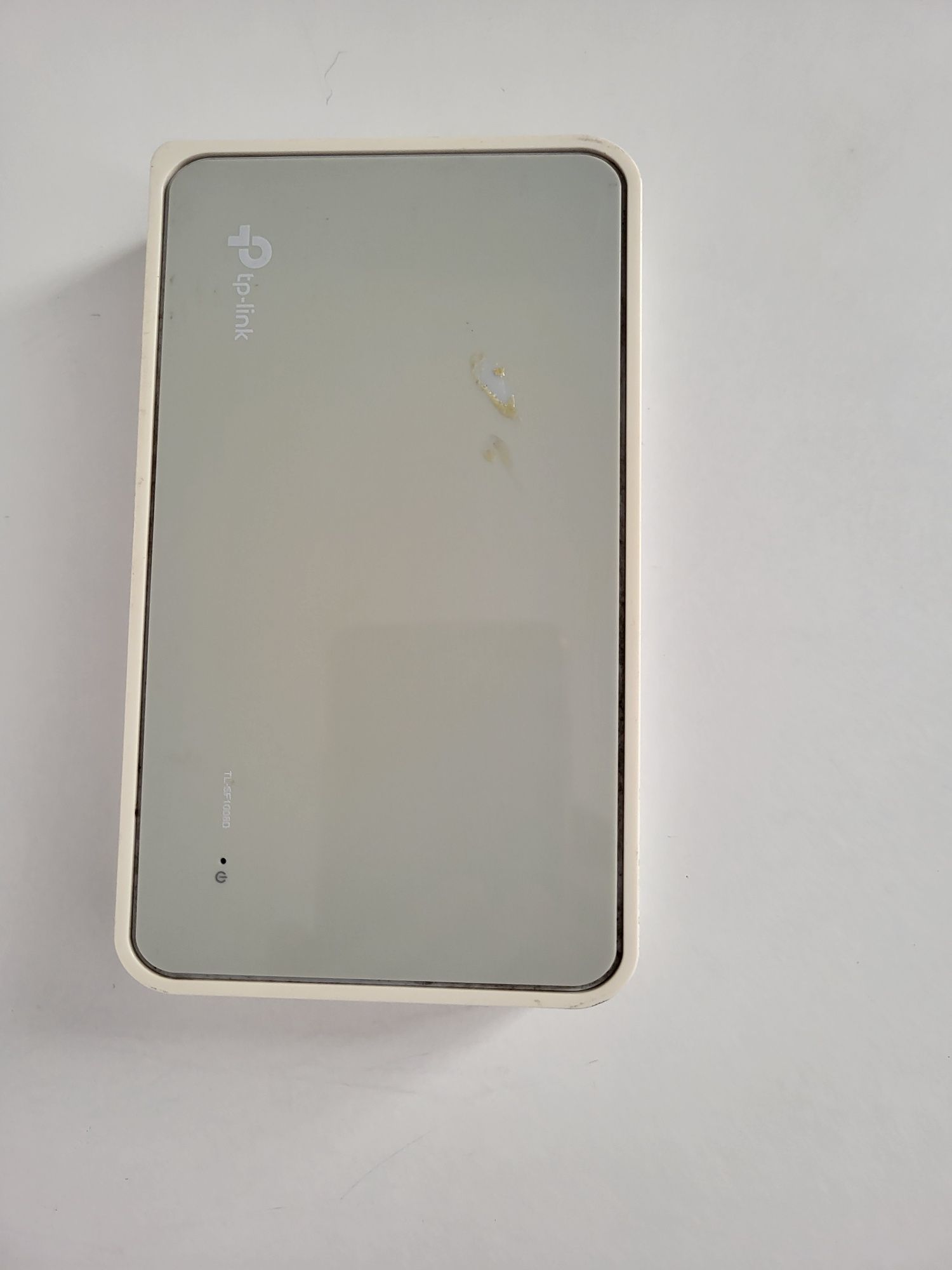 коммутатор TP-LINK TL-SF1008D