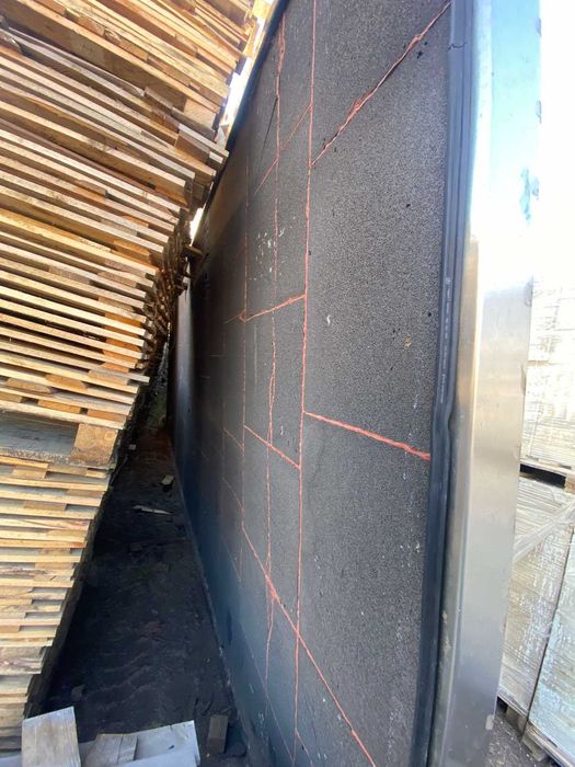 Продам ТЕРМІНОВО двері для сушильної камери типу "пересувний моноблок"